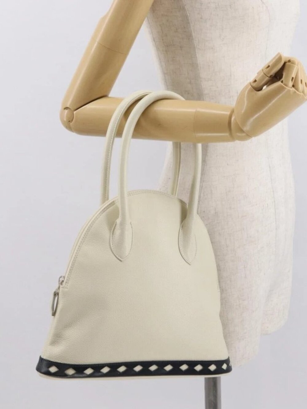 SAINT LAURENT Hand Bag Leather White Auth 169261V - Picture 1 of 16